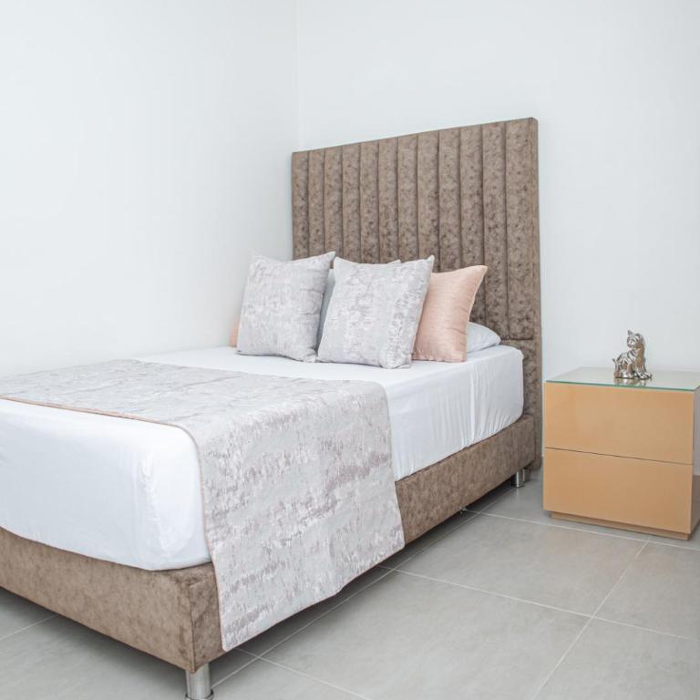 Ginebra central laureles estadio - Three-Bedroom Apartment - 32
