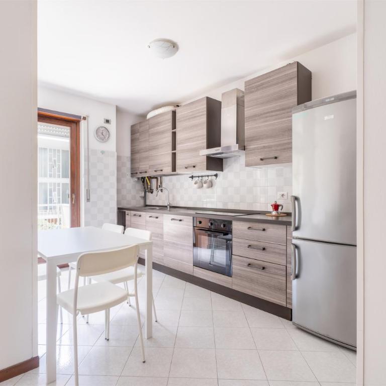 Casa Giorgio - Sunny Balcony - Appartamento con 2 Camere da Letto e Terrazza - 10