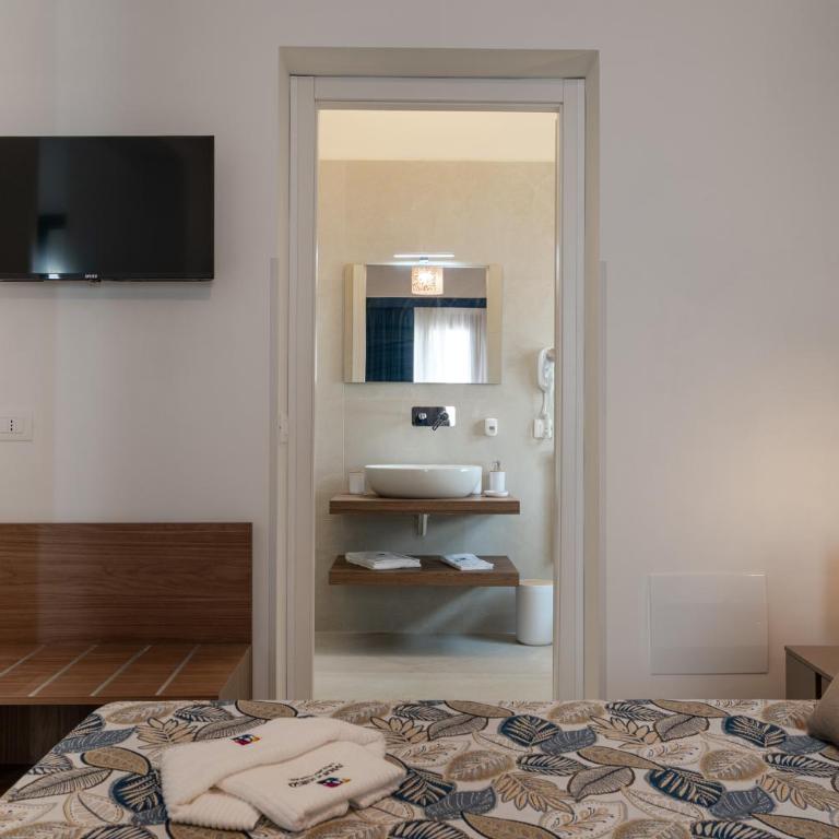 Monnalisa Rooms - Suite King con Balcone - 14