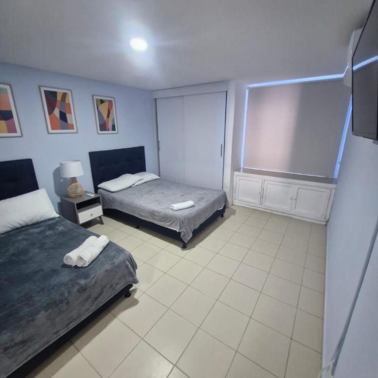 Loft 312 Conquistador Building - One-Bedroom Apartment - 7