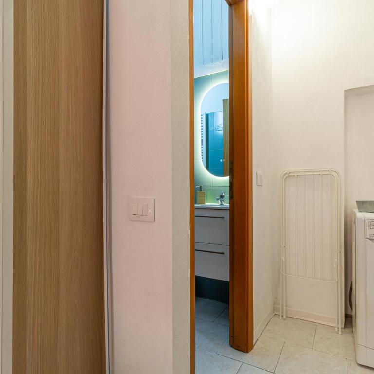 FamilyBO Apartments Ferrara Centro - Deluxe Apartment - 25