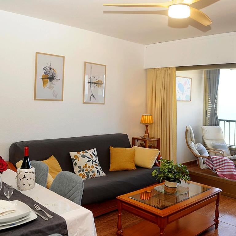 Apartamentos de dos habitaciones con vistas al mar - Two-Bedroom Apartment - 11