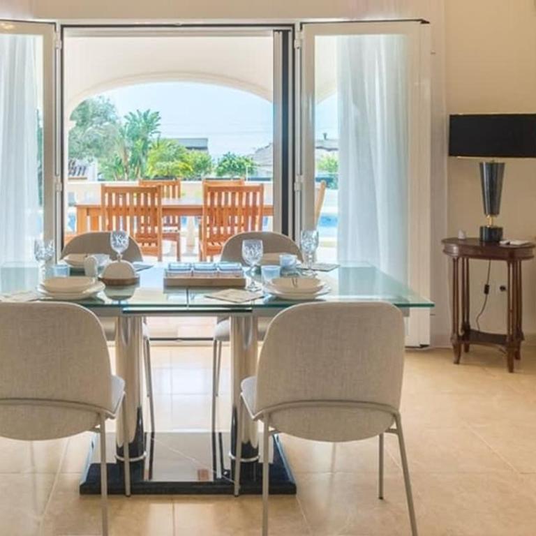 Villa in the prestigious area of Balcon al Mar - Villa - 5