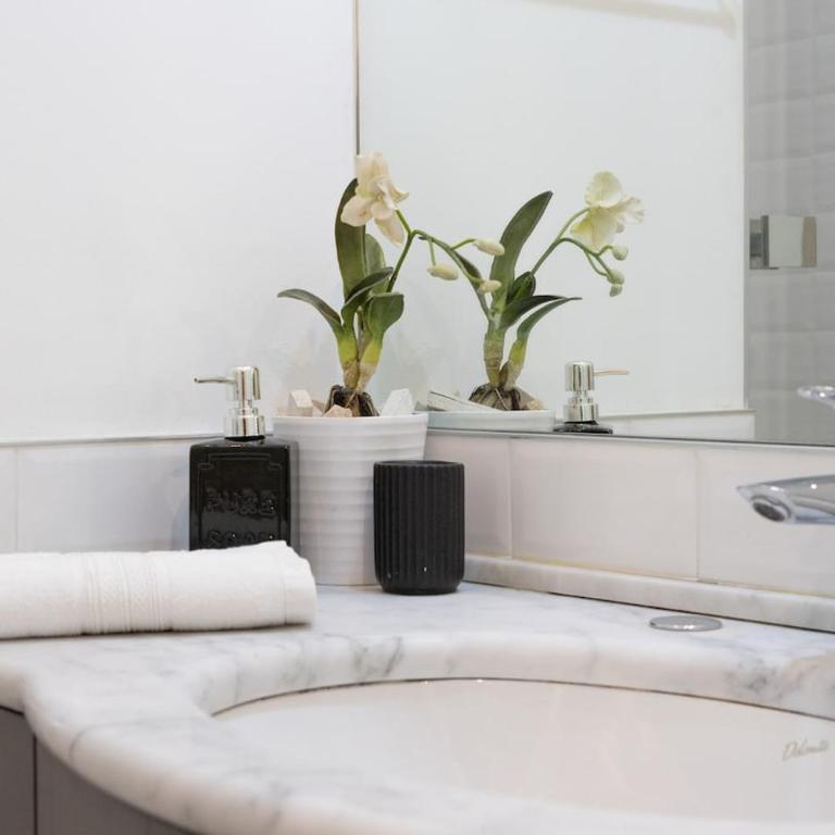 FibraWiFi Netflix Rifugio Revoltella Apartment - Appartamento con 3 Camere da Letto - 4