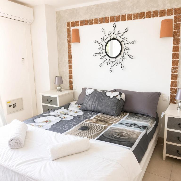 Villa Colandra, 4 chambres, 10min de Santa Guilia - Casa con 4 camere da letto - 8