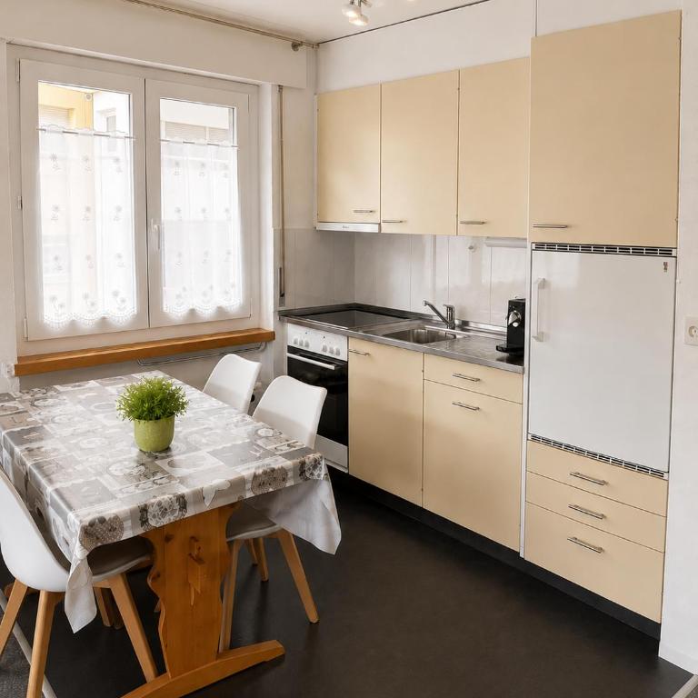Residenz Siesta Leukerbad - Apartment mit 1 Schlafzimmer und Balkon - 4