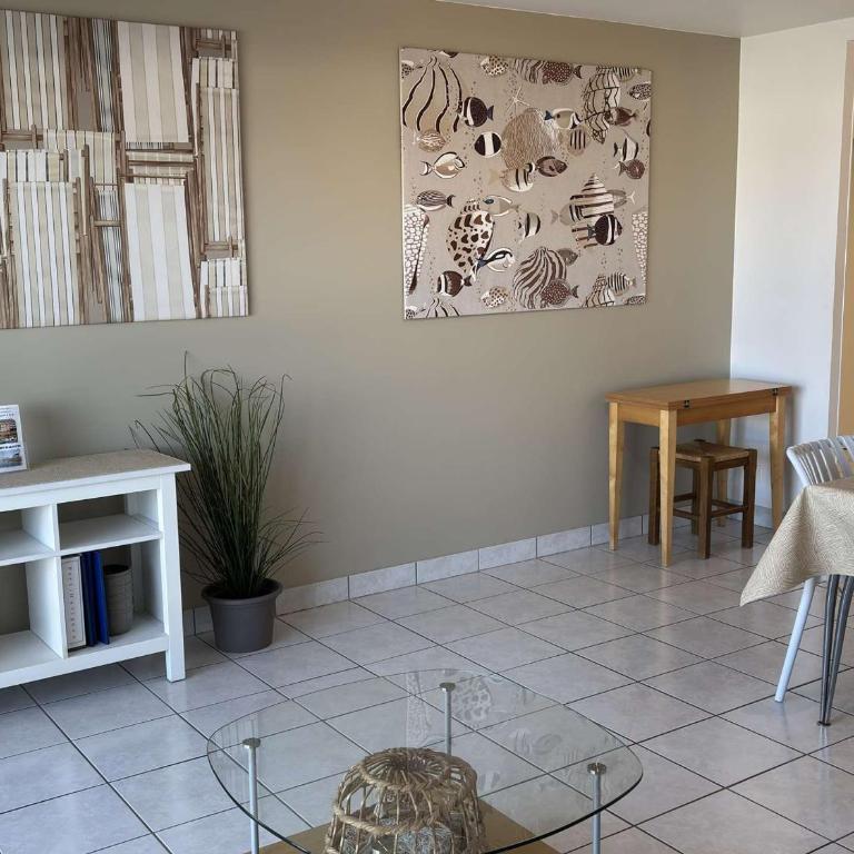 Appartement 2P à Quiberon, vue port avec balcon - FR-1-478-77 - Appartement (4 Adultes) - 14
