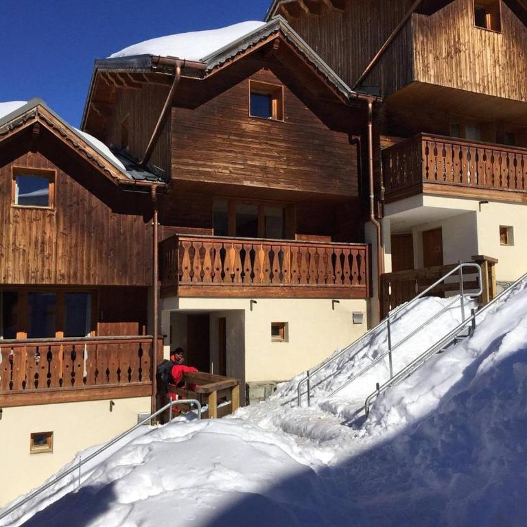 Chalet lumineux avec 4 chambres et parking à La Plagne - FR-1-351-144 - Chalet - 28