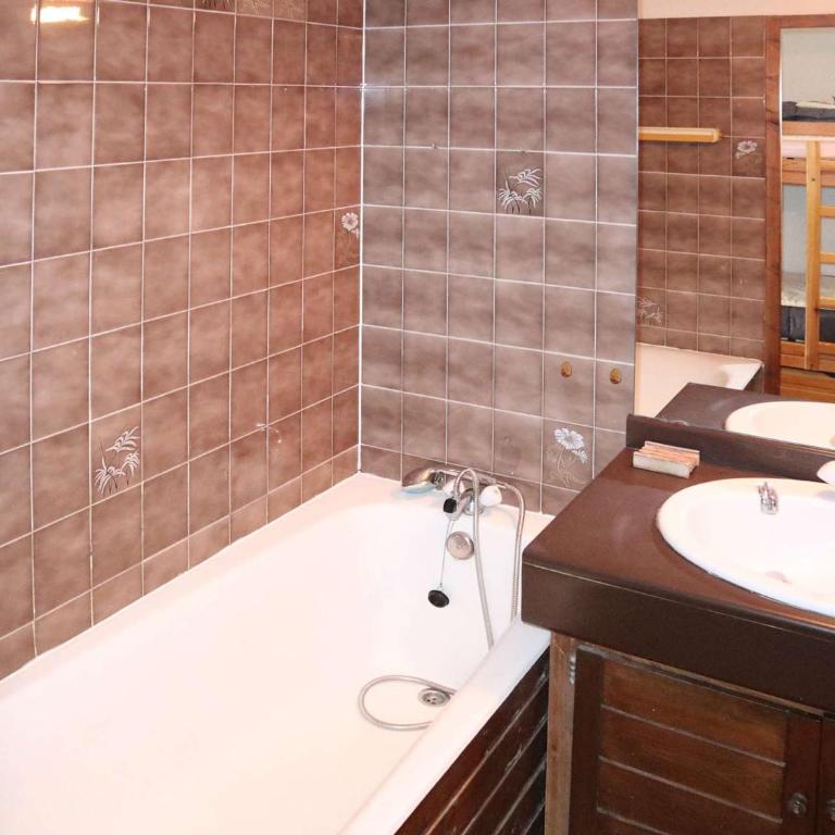 Studio calme 6 pers, proche commerces et pistes, parking, animaux admis - FR-1-322-604 - Monolocale - 7