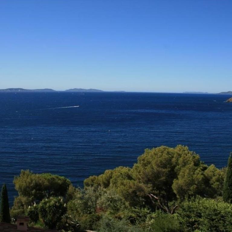 Appartement T3 75m², 2 terrasses avec accès direct aux calanques, WIFI, parking privatif - FR-1-100-147 - Appartement (5 Adultes) - 14