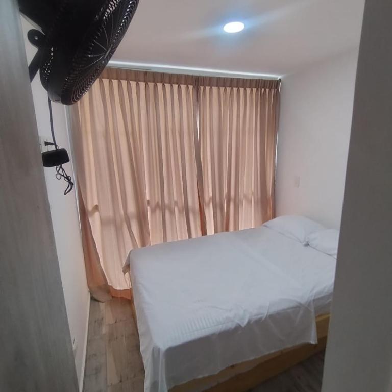 Mavile L&B - Two-Bedroom Apartment with Balcony - 7