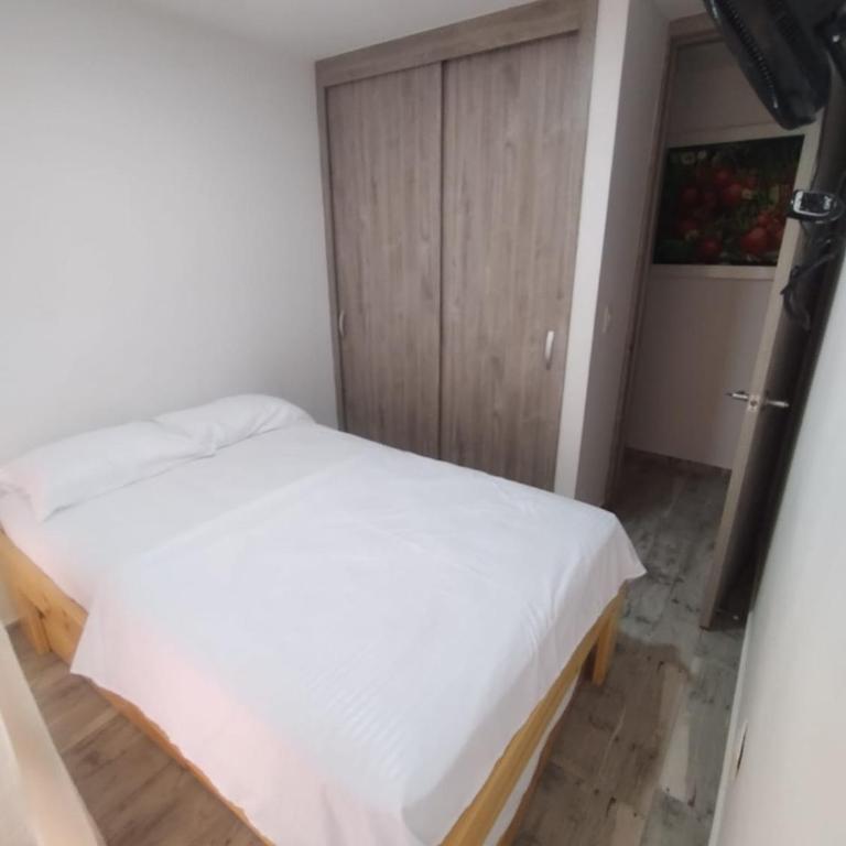 Mavile L&B - Two-Bedroom Apartment with Balcony - 6