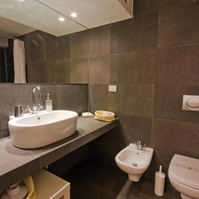 Agriturismo Castello di Vezio - Appartamento con 2 Camere da Letto - 2