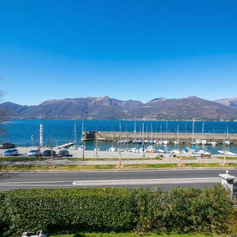 Residenza Gardenia - Lake View Balcony Apartment in Luino Center - Happy Rentals - Apartment mit Balkon - 25