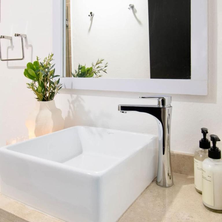 Prime Location Condesa Apt - Two-Bedroom Apartment - 6
