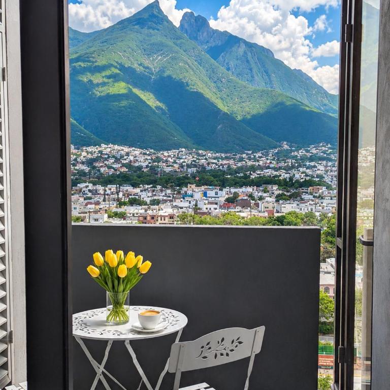 Moderno Ubicacion Vistas Seguridad y Estilo - Apartamento de 1 Dormitorio con balcón y vistas a la ciudad - 6