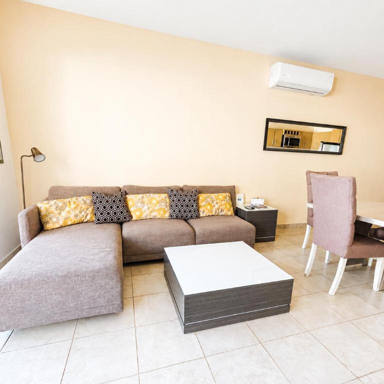 Bahia del Tezal 103b Modern 1BR Retreat with Rooftop Pool & Beach Access - Apartamento de 1 dormitorio - 7