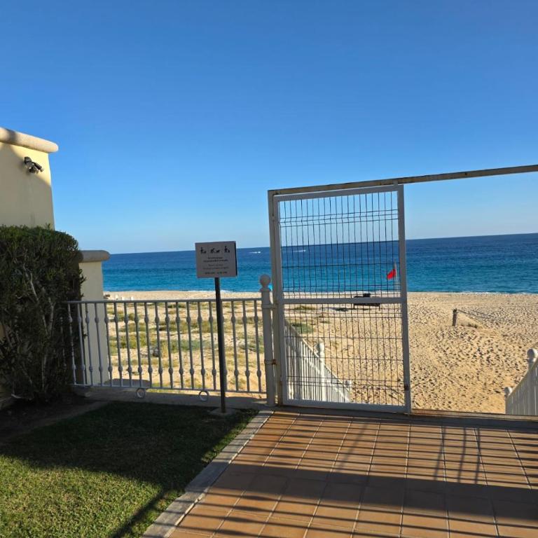 Bahia del Tezal 103b Modern 1BR Retreat with Rooftop Pool & Beach Access - Apartamento de 1 dormitorio - 21