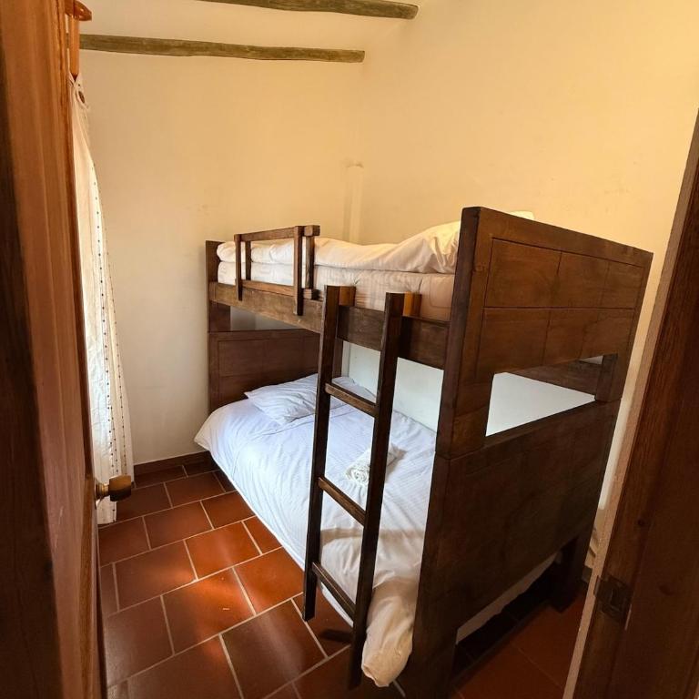 Apto 12 pax - Cerca a la Plaza - Parqueadero - Apartamento - 24