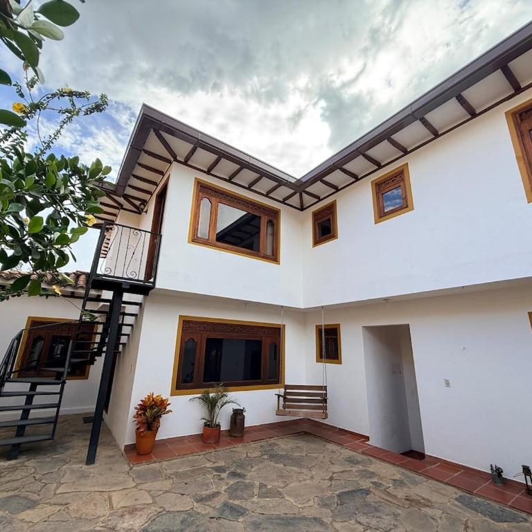 Apto 12 pax - Cerca a la Plaza - Parqueadero - Apartamento - 26
