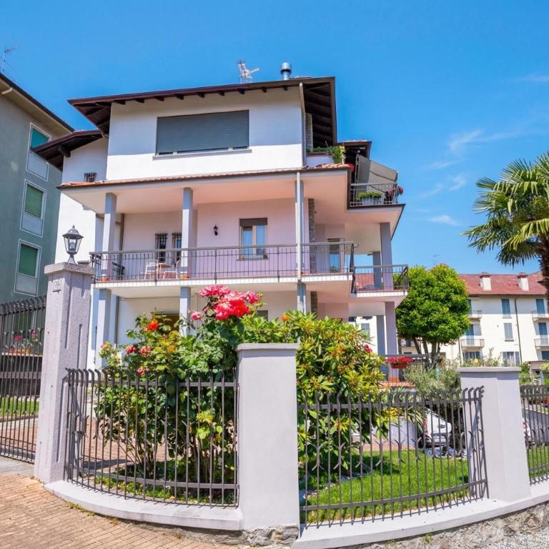 Residenza La terrazza di Dante - Happy Rentals - Appartamento con Vista Lago - 9