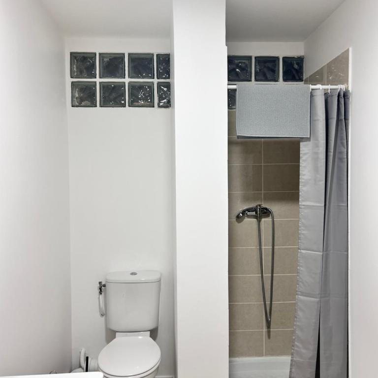 Grand T1 Bis - Coeur de Toulon - Sur le port - Appartement 1 Chambre - 8