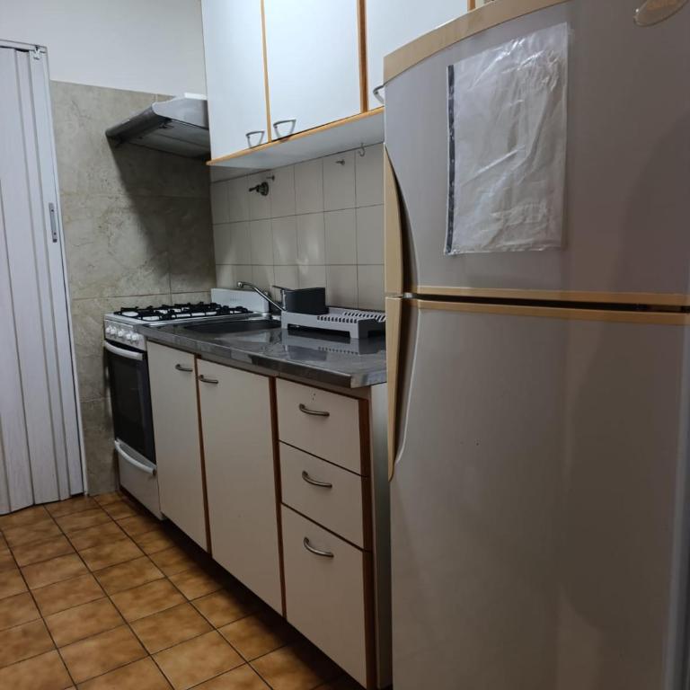 Departamento céntrico a 1 cuadra del lago MUY CÓMODO - Apartamento de 1 dormitorio - 5