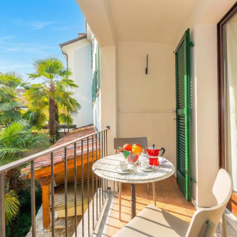 Casa Chiara Muralto with Balcony & Wi‑Fi - Happy Rentals - Appartamento con Balcone - 1