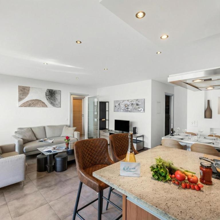 Art Apartment Locarno - Balcony and Parking - Happy Rentals - Apartment with Balcony - 4