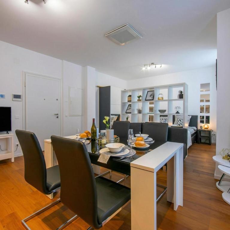 Little Lugano Studio with Balcony Views - Happy Rentals - Studio avec Balcon - 1