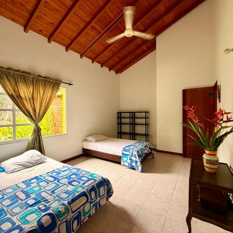 Villa Familiar con Piscina Privada, 8 min de Hacienda Nápoles, Santorini, Rio Claro - Villa con piscina privada - 27
