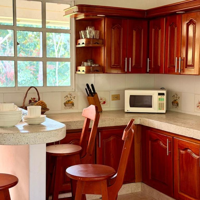 Villa Familiar con Piscina Privada, 8 min de Hacienda Nápoles, Santorini, Rio Claro - Villa con piscina privada - 28