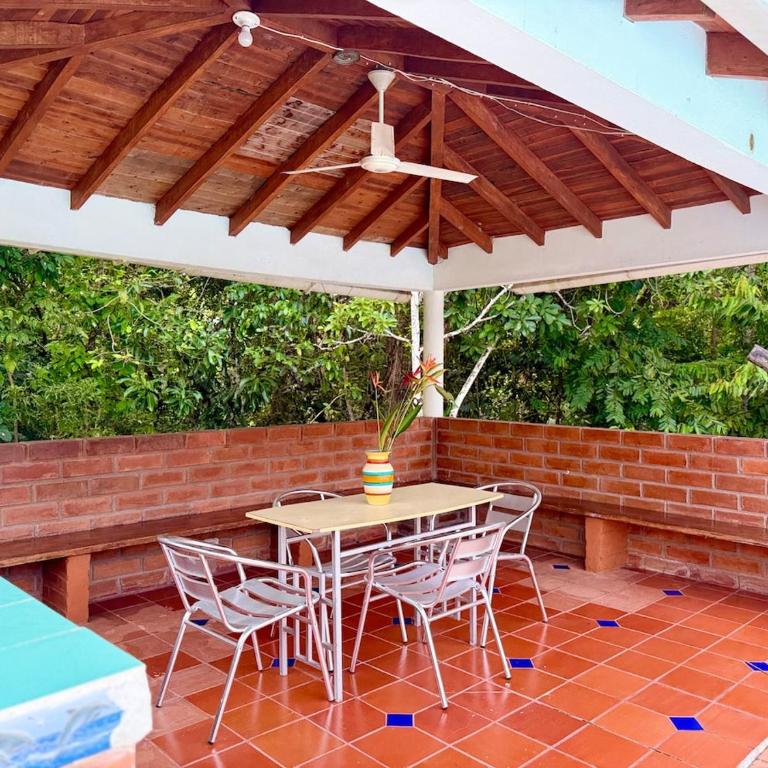Villa Familiar con Piscina Privada, 8 min de Hacienda Nápoles, Santorini, Rio Claro - Villa con piscina privada - 38