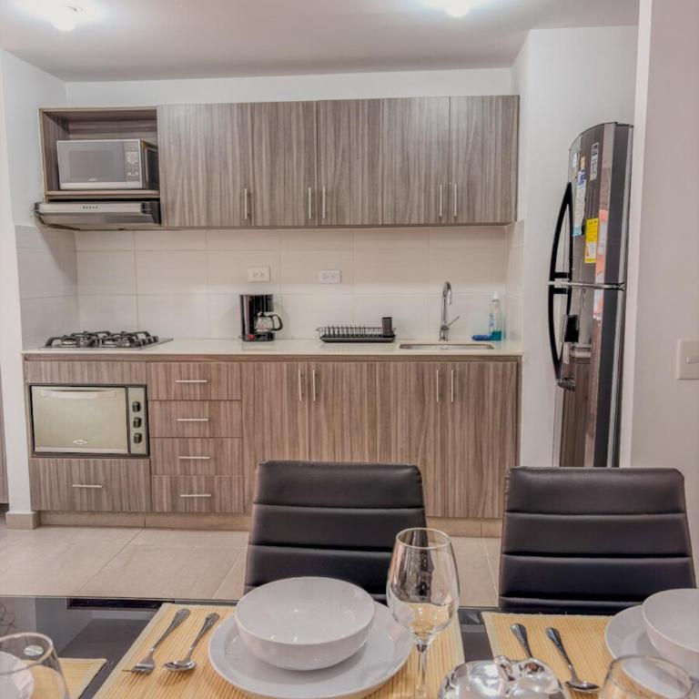3br apt Elegant with pool gym sauna near Poblado - Apartamento - 14
