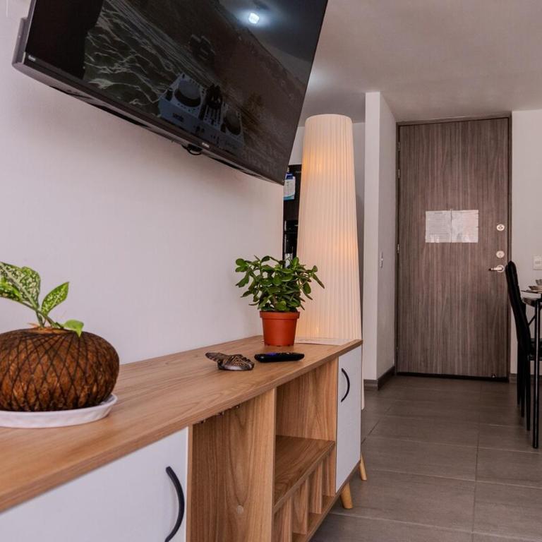 3br apt Elegant with pool gym sauna near Poblado - Apartamento - 48