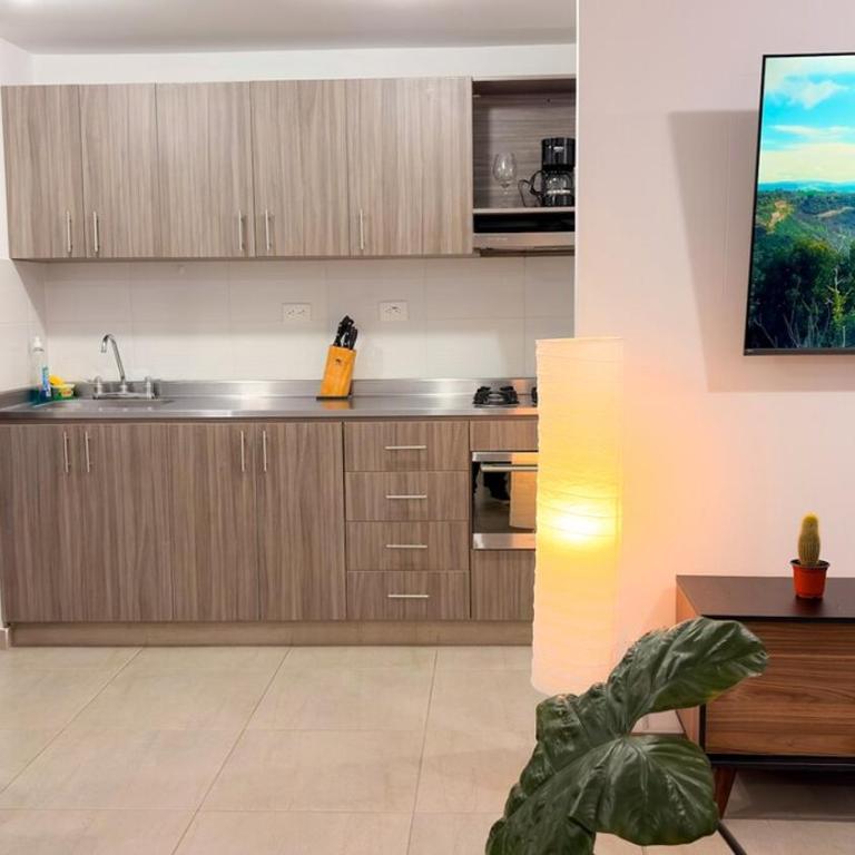 3br apto with pool, gym, sauna, 10 min Provenza - Apartamento - 5