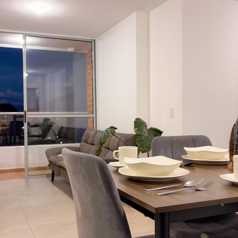 3br apto with pool, gym, sauna, 10 min Provenza - Apartamento - 11