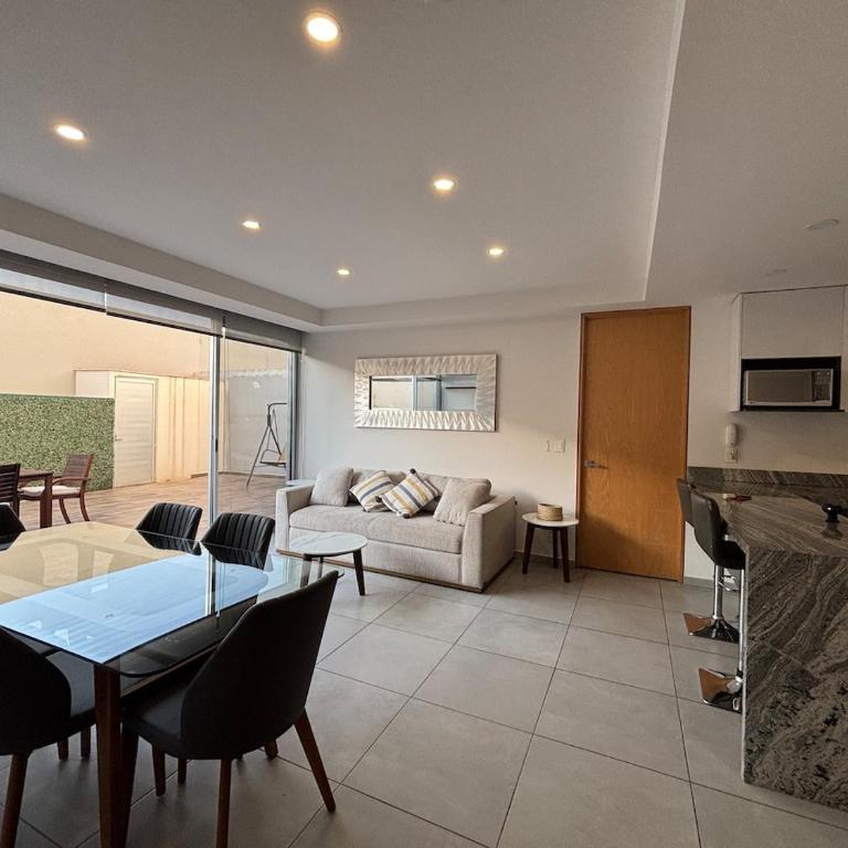 2BR, Terrace, 10min Akron Stadium, Gym&Parking - Apartamento de 2 dormitorios - 3