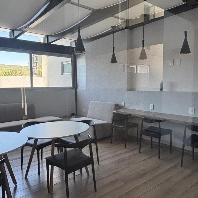 2BR, Terrace, 10min Akron Stadium, Gym&Parking - Apartamento de 2 dormitorios - 7