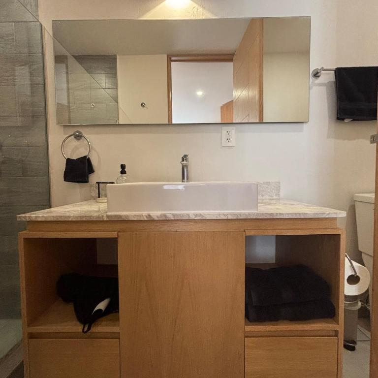 2BR, Terrace, 10min Akron Stadium, Gym&Parking - Apartamento de 2 dormitorios - 11