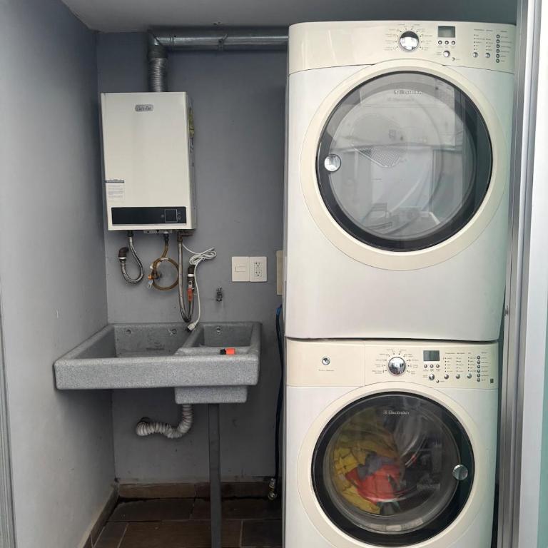 2BR, Terrace, 10min Akron Stadium, Gym&Parking - Apartamento de 2 dormitorios - 29