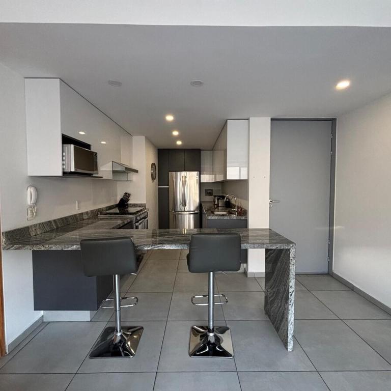 2BR, Terrace, 10min Akron Stadium, Gym&Parking - Apartamento de 2 dormitorios - 38