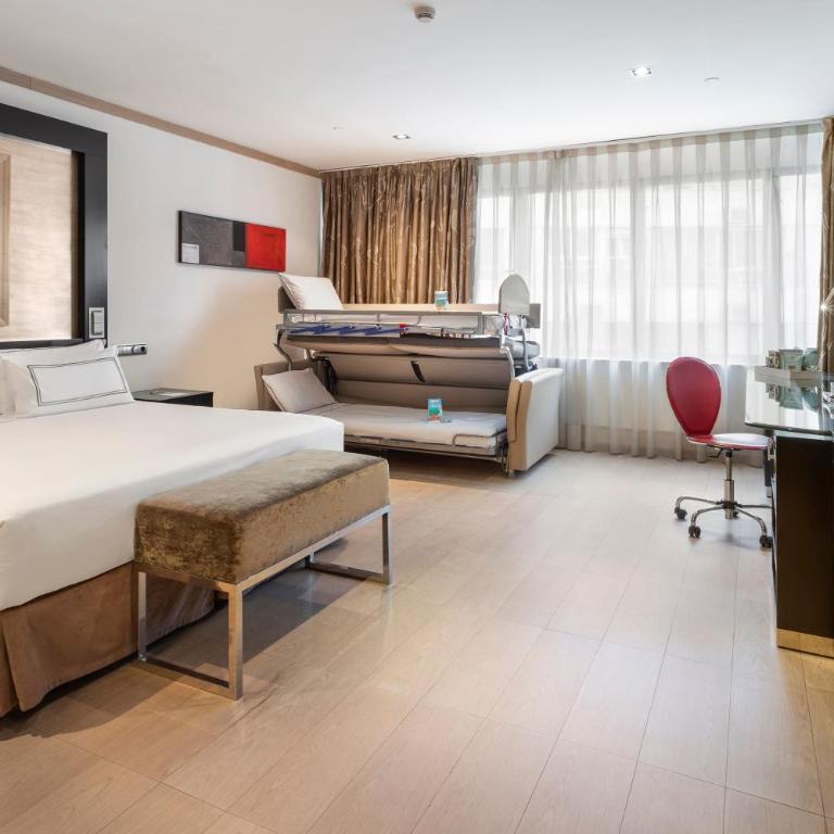 Meliá Madrid Princesa - Family Room - 4
