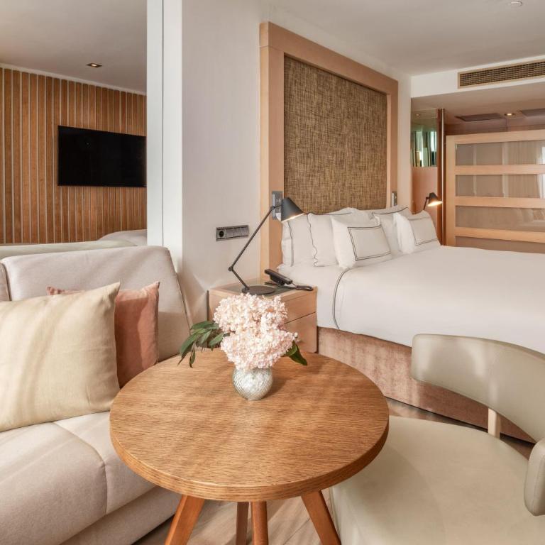 Meliá Madrid Princesa - The Level Grand Premium Double Room - 3