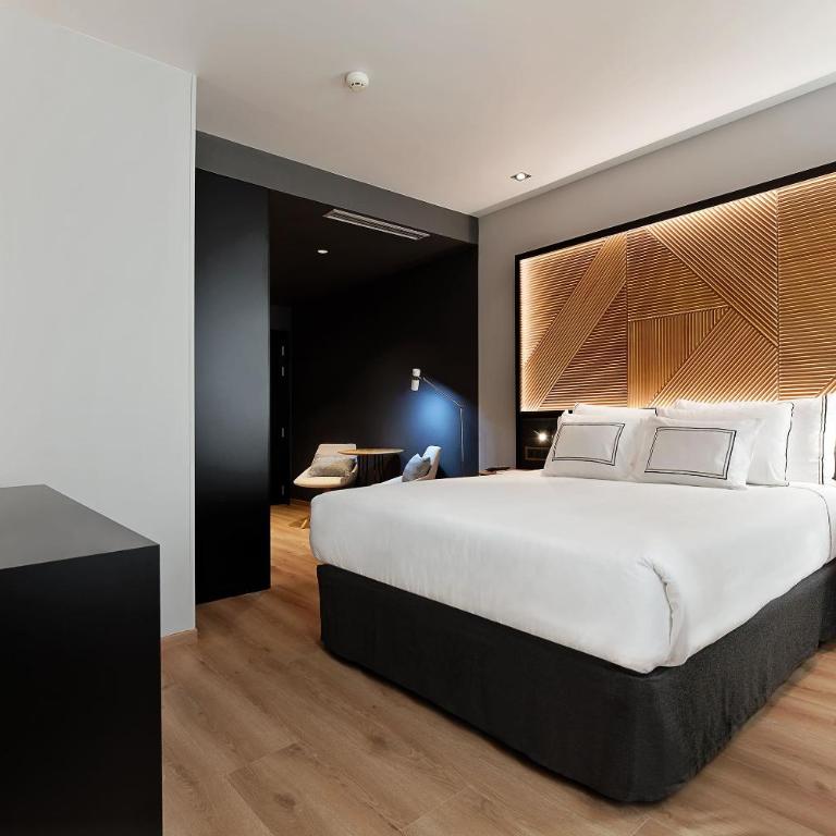 Meliá Avenida América - Melia Queen Room - 2