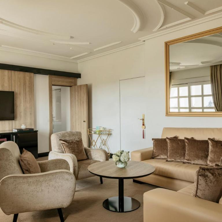 Palacio de los Duques, a Gran Meliá Hotel - The Leading Hotels of the World - Suite Royal Red Level - 6
