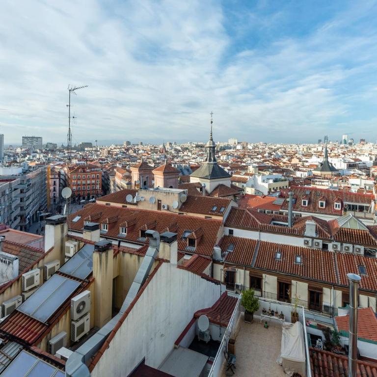 INNSiDE by Meliá Madrid Gran Vía - Habitación Innside con vistas a la azotea - 5
