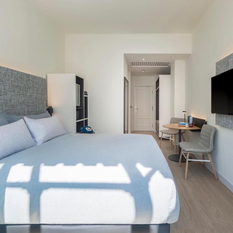 INNSiDE by Meliá Madrid Gran Vía - Habitación Innside Premium Comunicada - 4