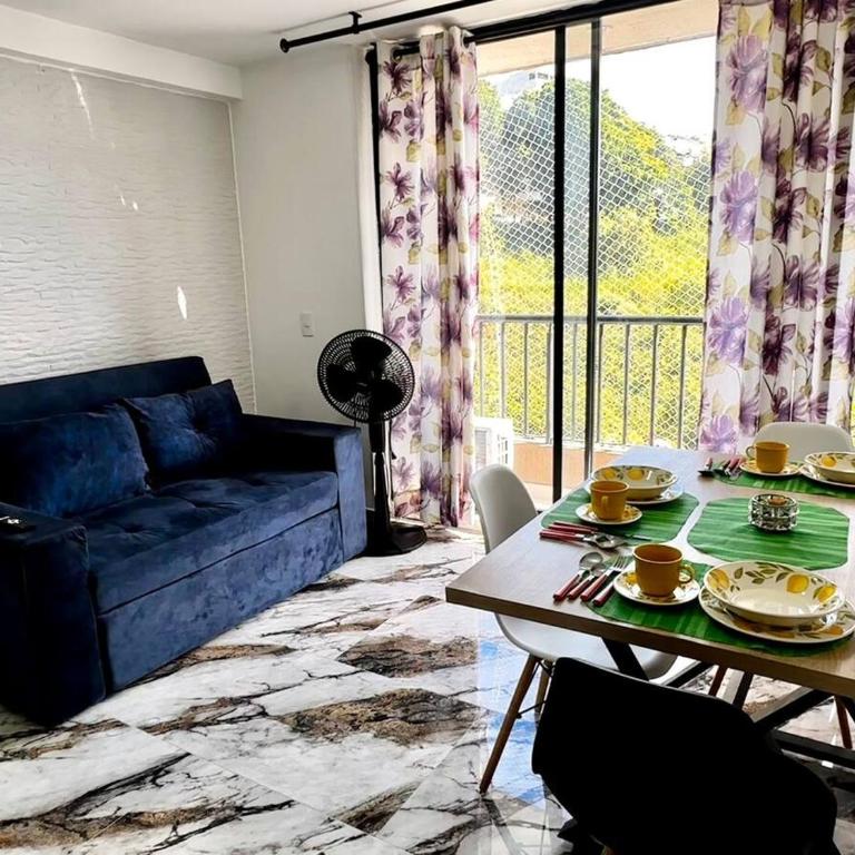 Moderno apto con AC, balcón y gran ubicación frente a la FOSCAL - Two-Bedroom Apartment - 12
