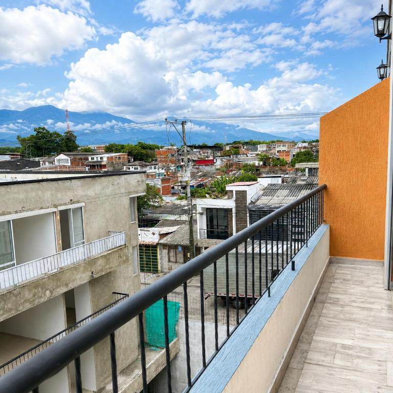 Apartamento con piscina a 15 minutos del parque del cafe - Apartamento de 3 dormitorios - 12
